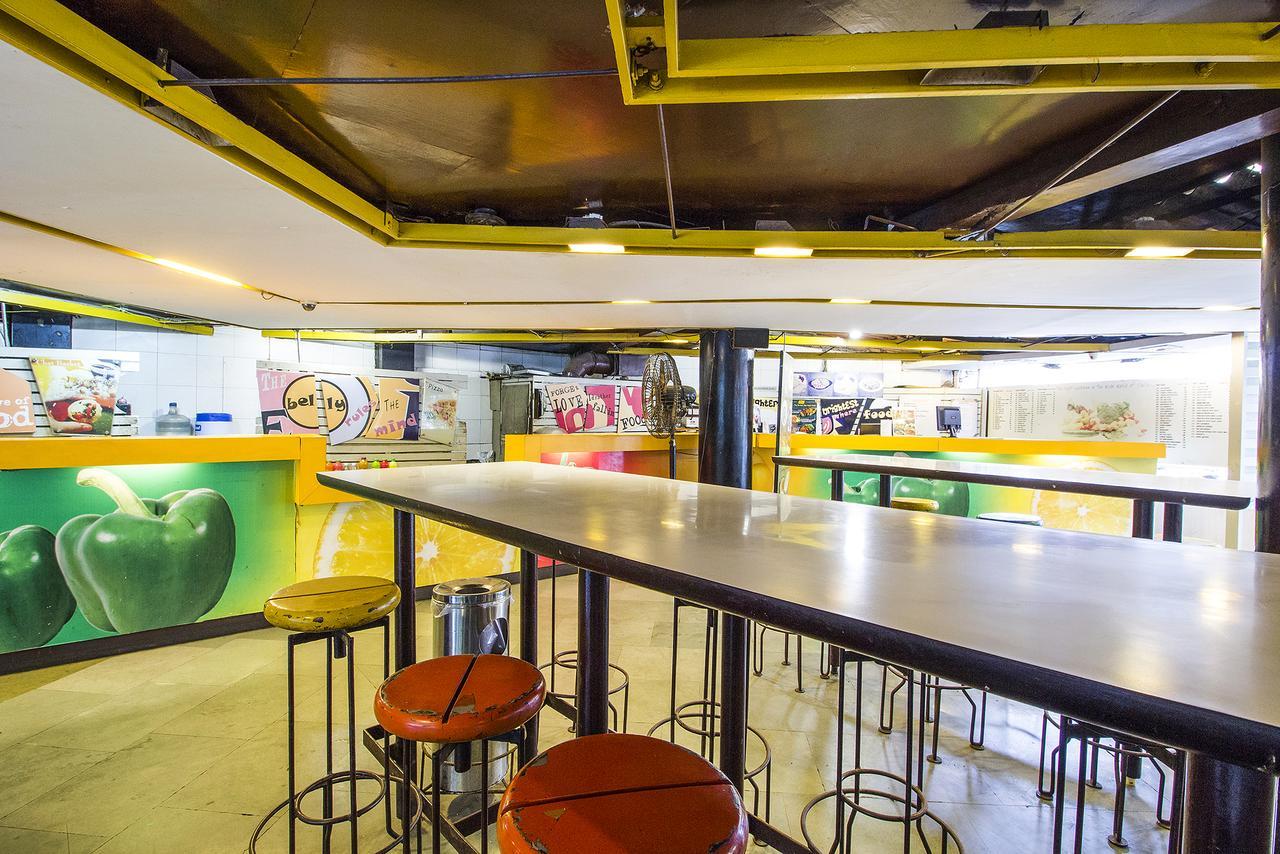 Fabexpress Kalyan - Nr Dairy Dan Circle Hotel Vadodara Ngoại thất bức ảnh