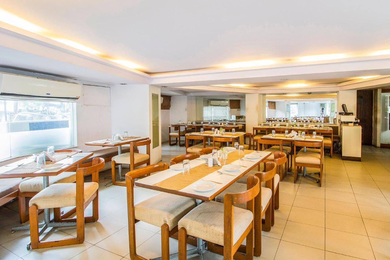 Fabexpress Kalyan - Nr Dairy Dan Circle Hotel Vadodara Ngoại thất bức ảnh