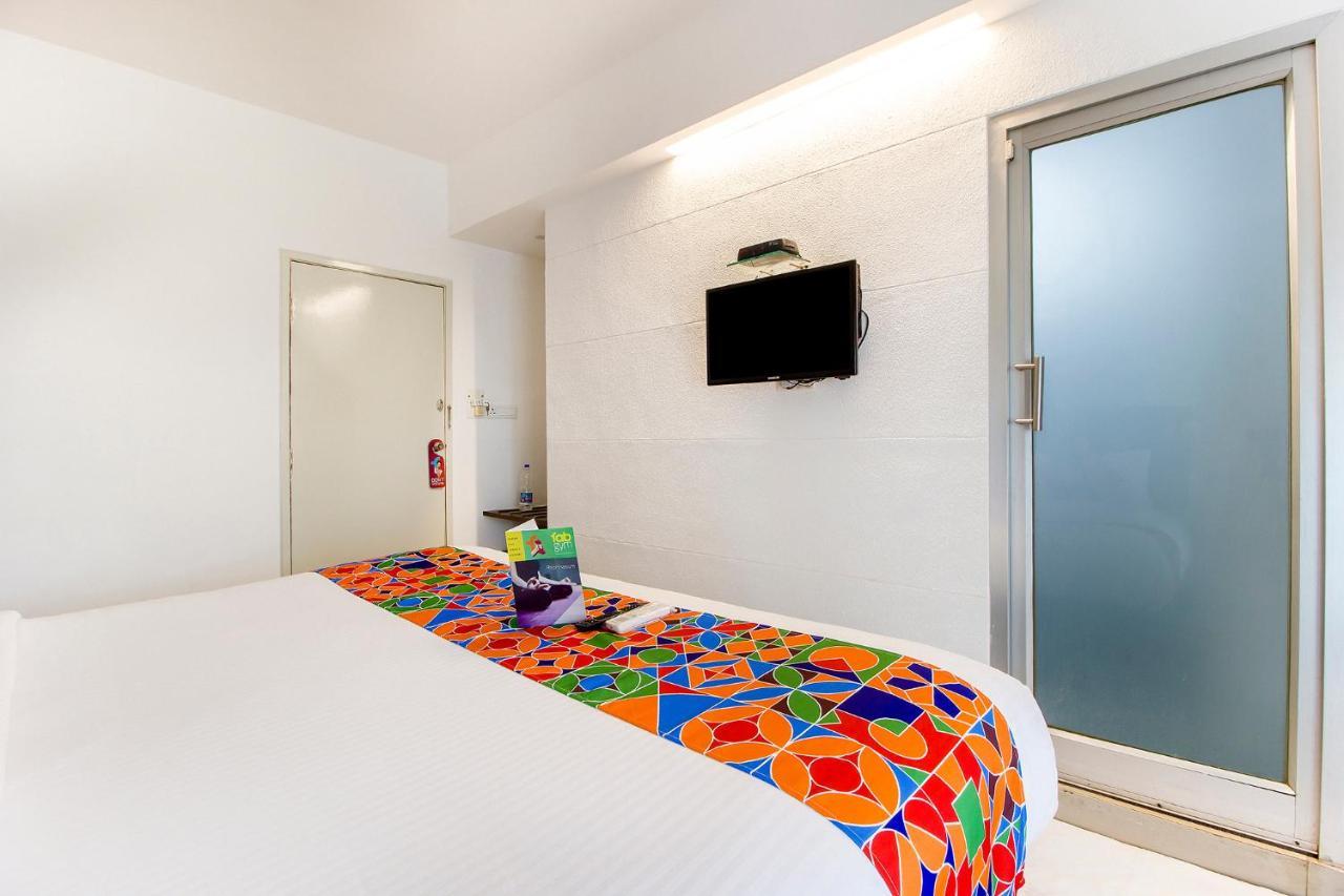 Fabexpress Kalyan - Nr Dairy Dan Circle Hotel Vadodara Ngoại thất bức ảnh