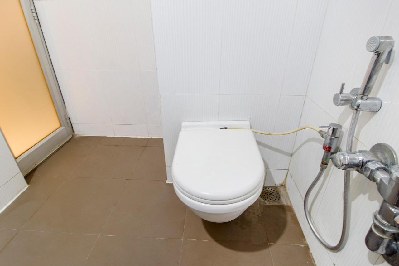 Fabexpress Kalyan - Nr Dairy Dan Circle Hotel Vadodara Ngoại thất bức ảnh